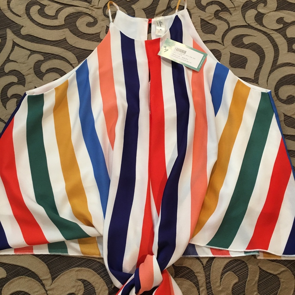 Mahina high neck summer top. Size medium